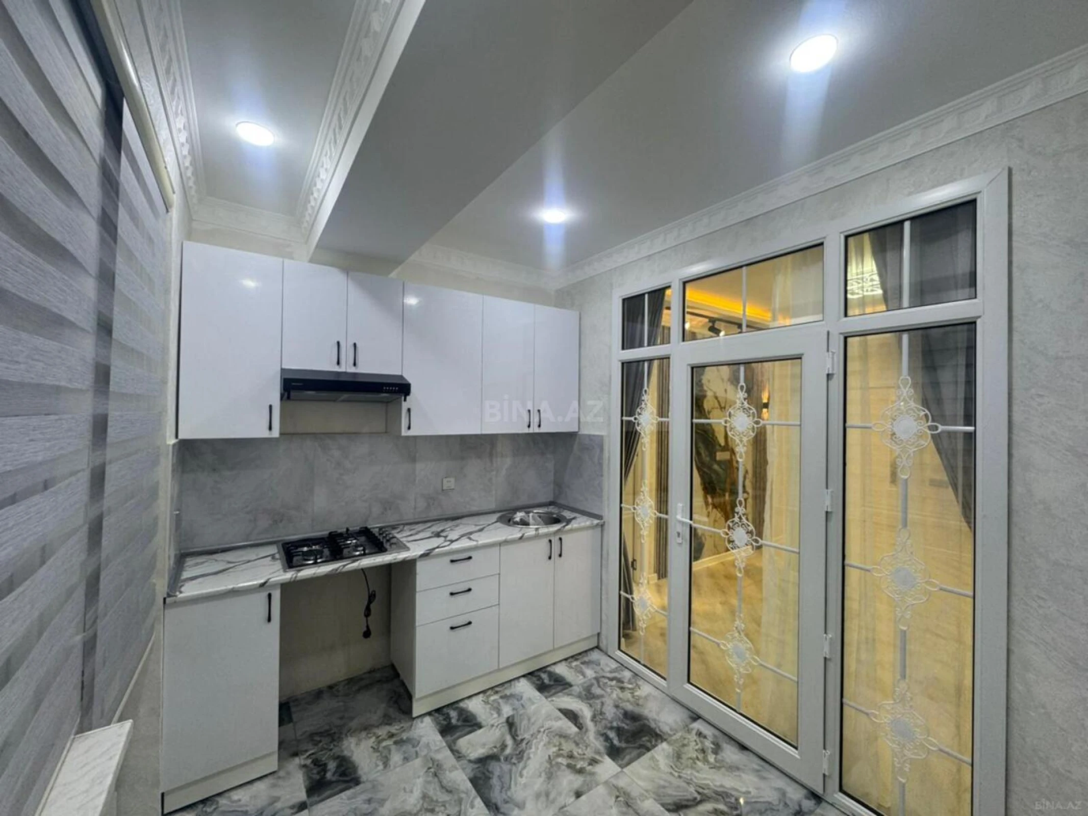 Kirayə verilir 3 otaqlı mənzil 65 m²