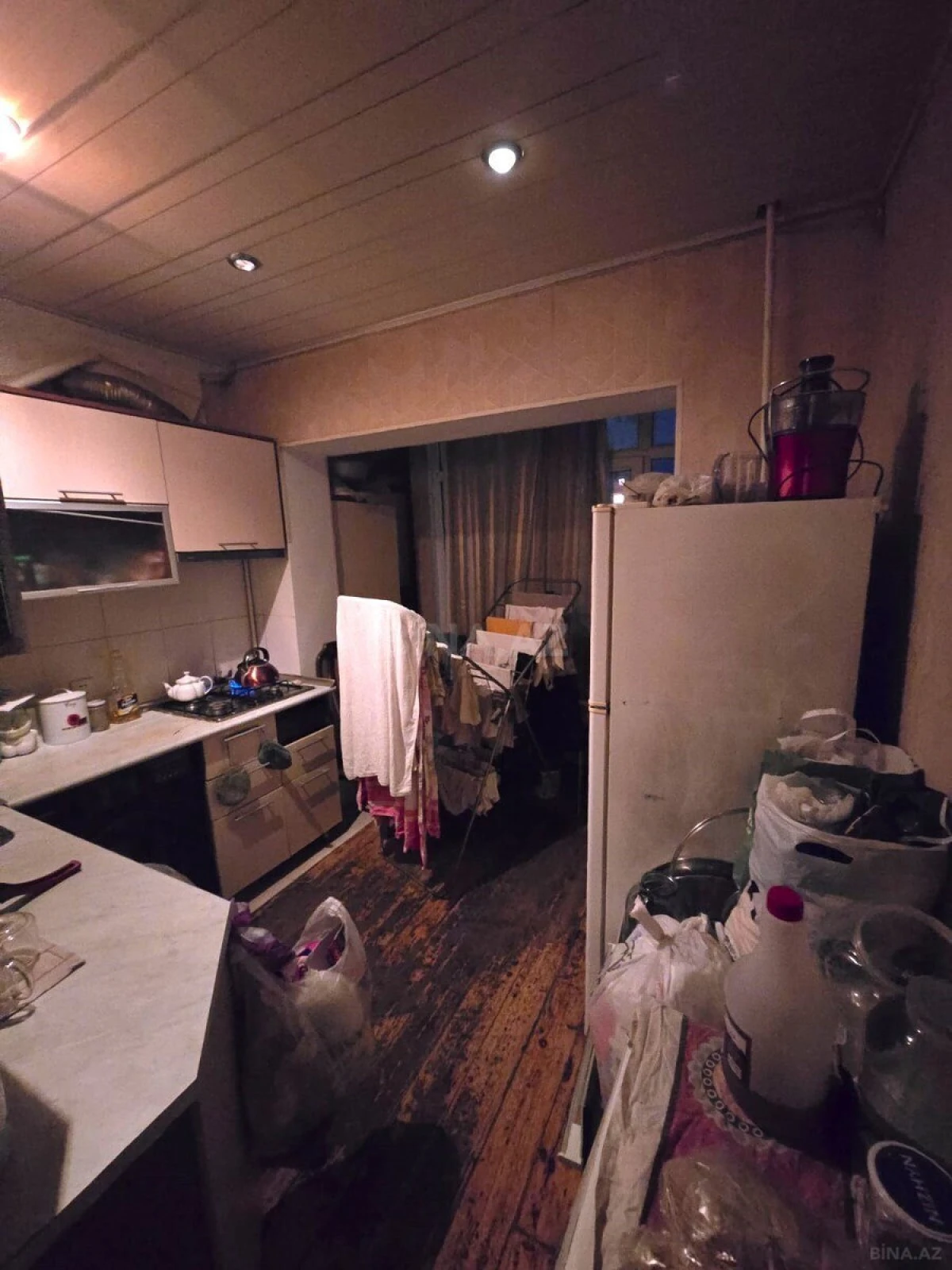 Satılır 4 otaqlı mənzil 110 m²