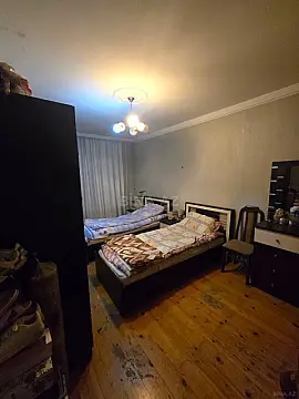 Satılır 4 otaqlı mənzil 110 m²