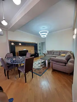 Kirayə verilir 2 otaqlı mənzil 70 m² — Bakı 2 otaq 70.00 m²