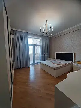 Kirayə verilir 2 otaqlı mənzil 70 m²