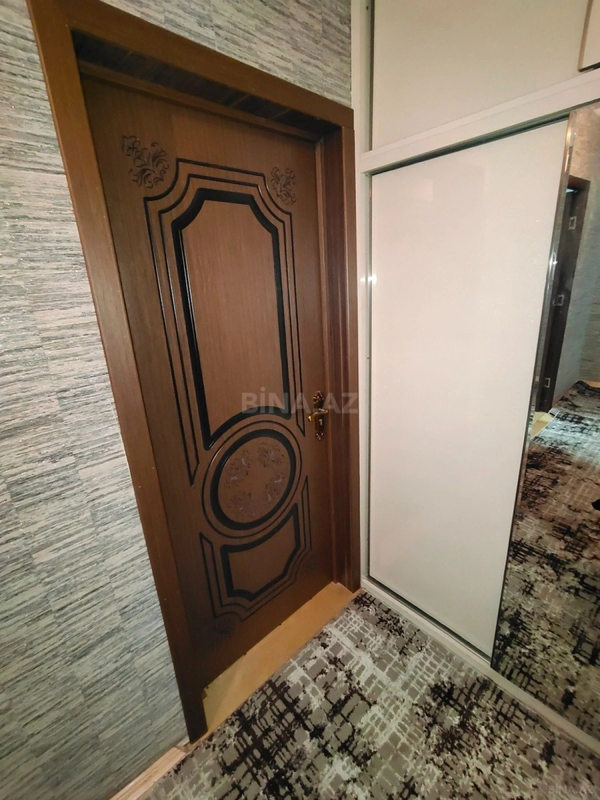 Kirayə verilir 4 otaqlı mənzil 89 m²