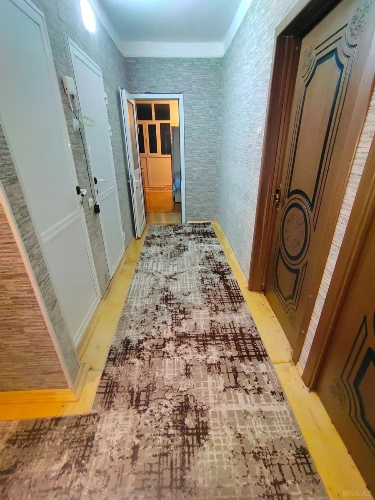 Kirayə verilir 4 otaqlı mənzil 89 m²