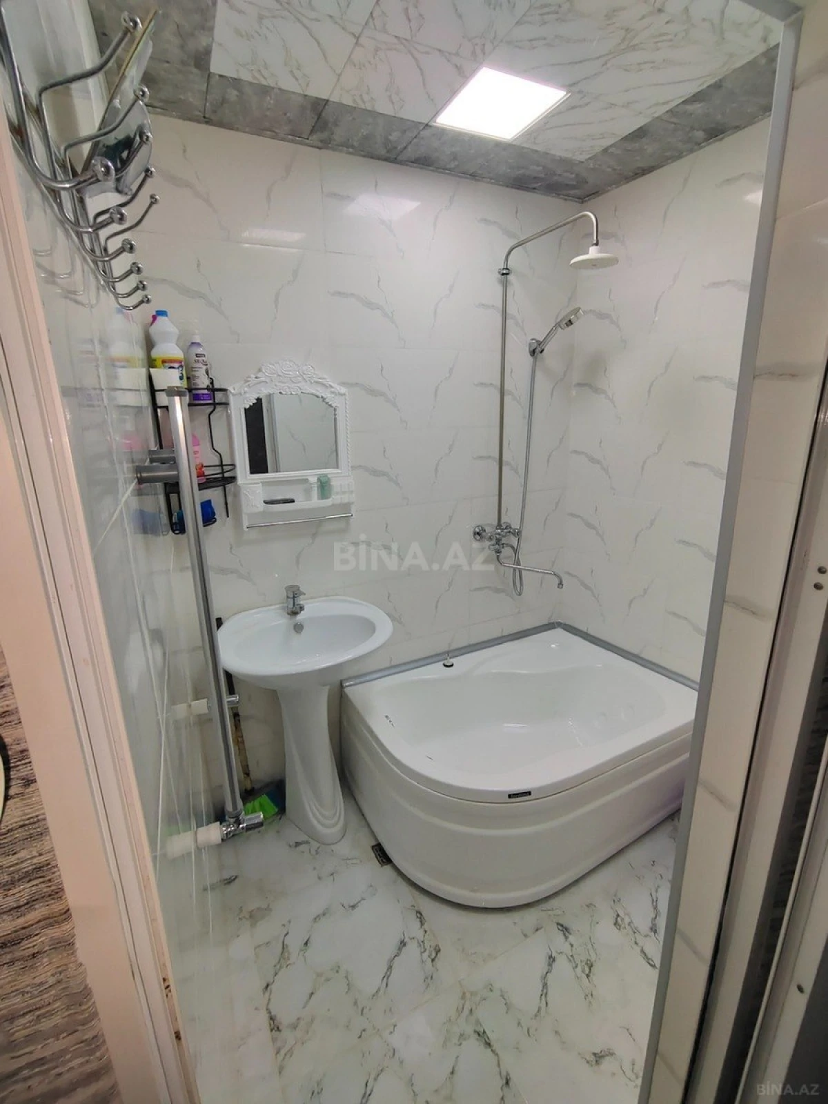 Kirayə verilir 4 otaqlı mənzil 89 m²