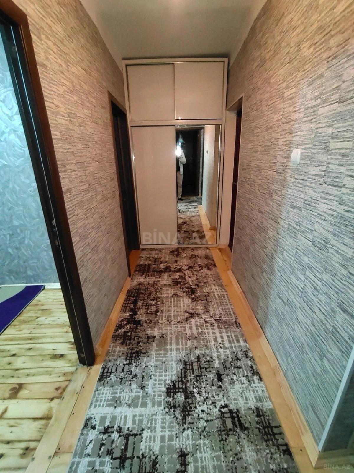 Kirayə verilir 4 otaqlı mənzil 89 m²