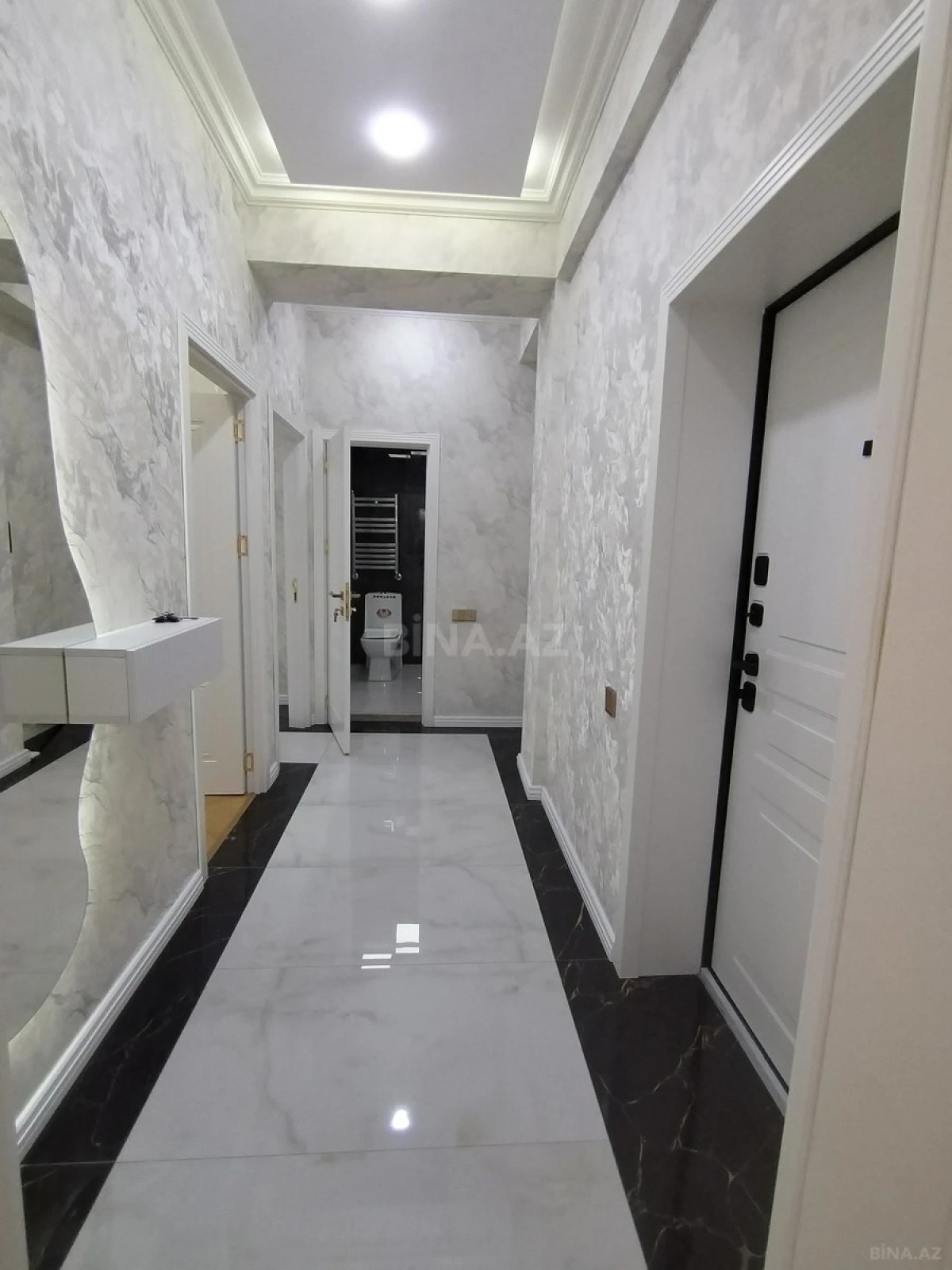 Satılır 2 otaqlı mənzil 65 m²