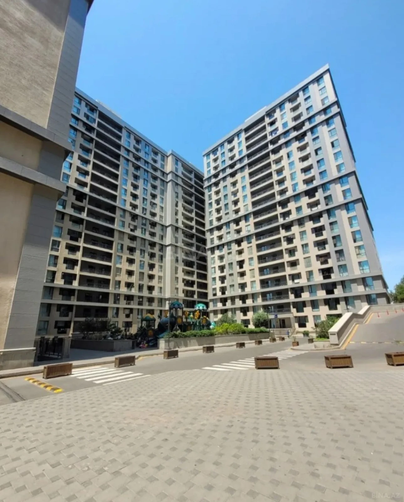 Satılır 3 otaqlı mənzil 53 m²