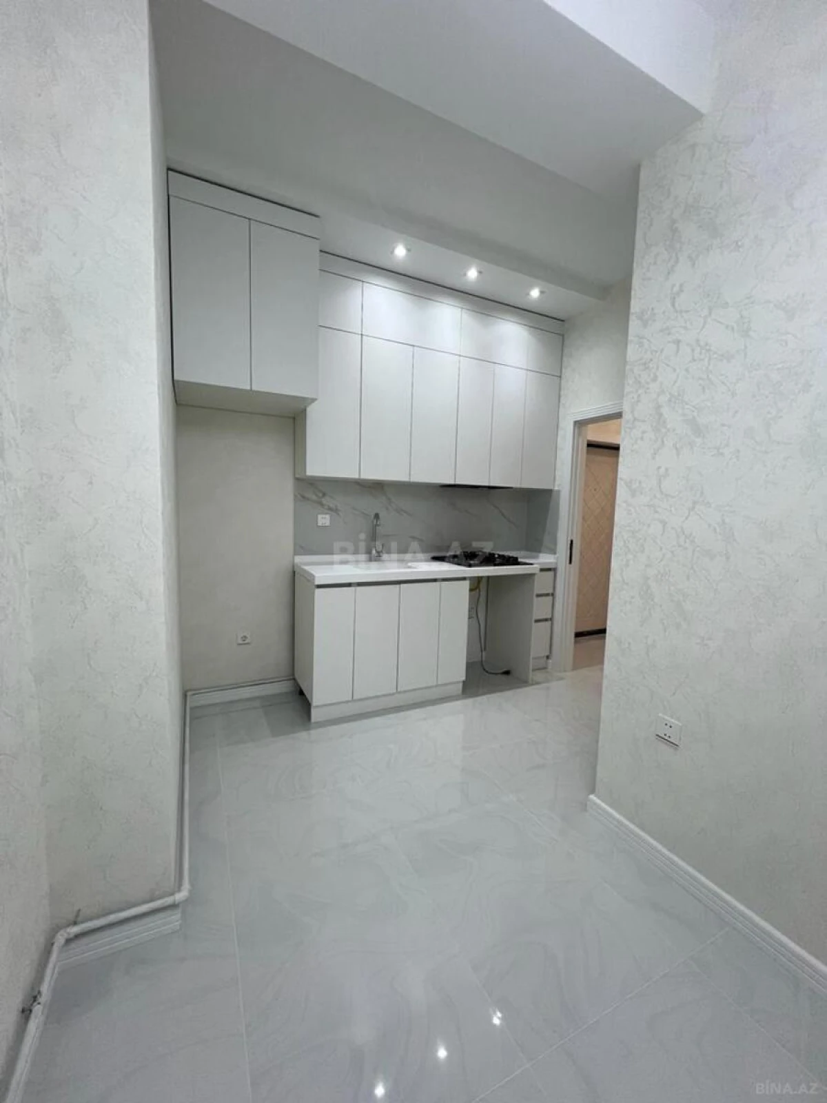 Kirayə verilir 2 otaqlı mənzil 65 m²