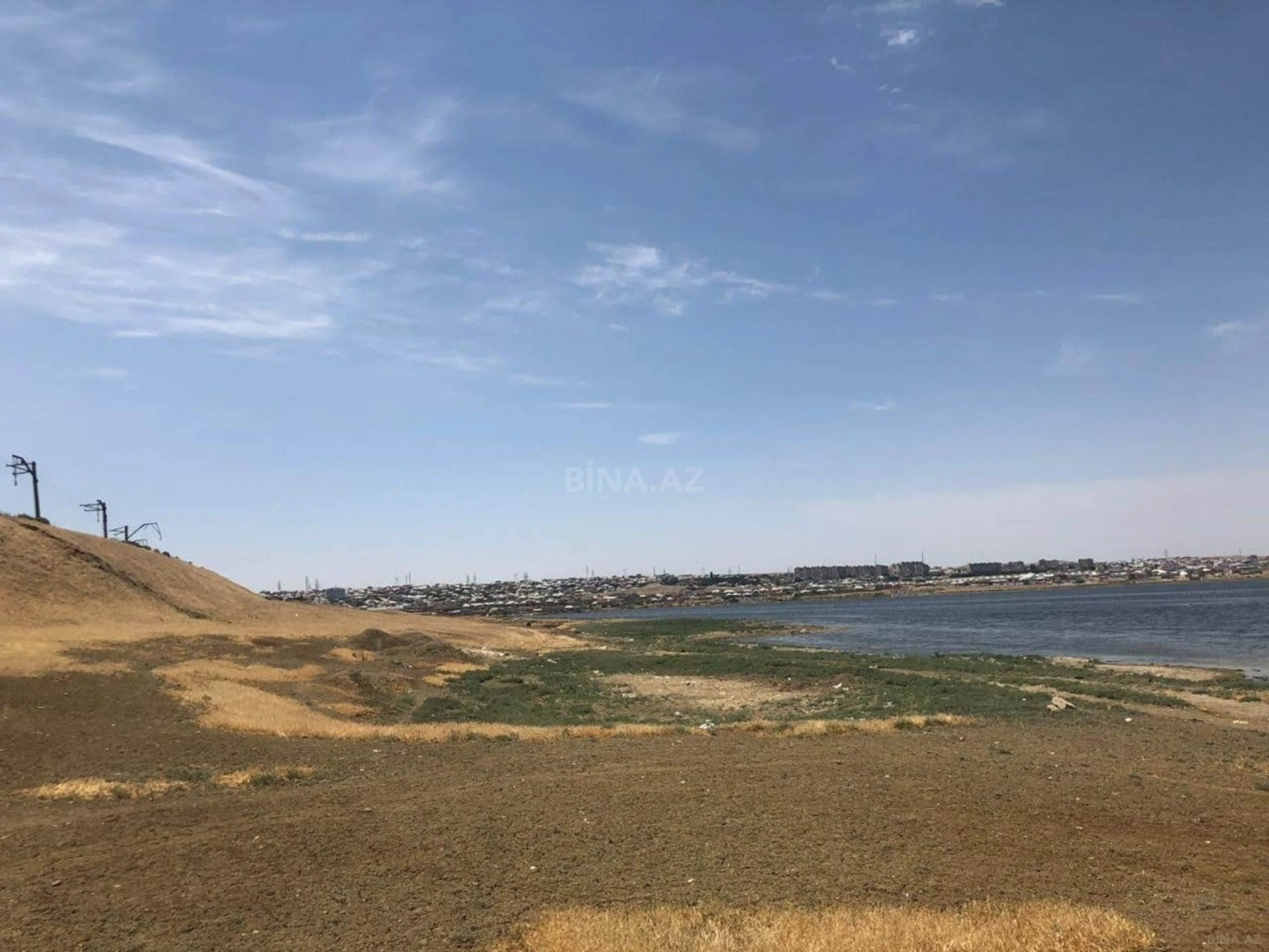 Satılır torpaq sahəsi 200 m²