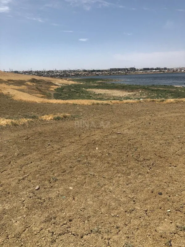 Satılır torpaq sahəsi 200 m²