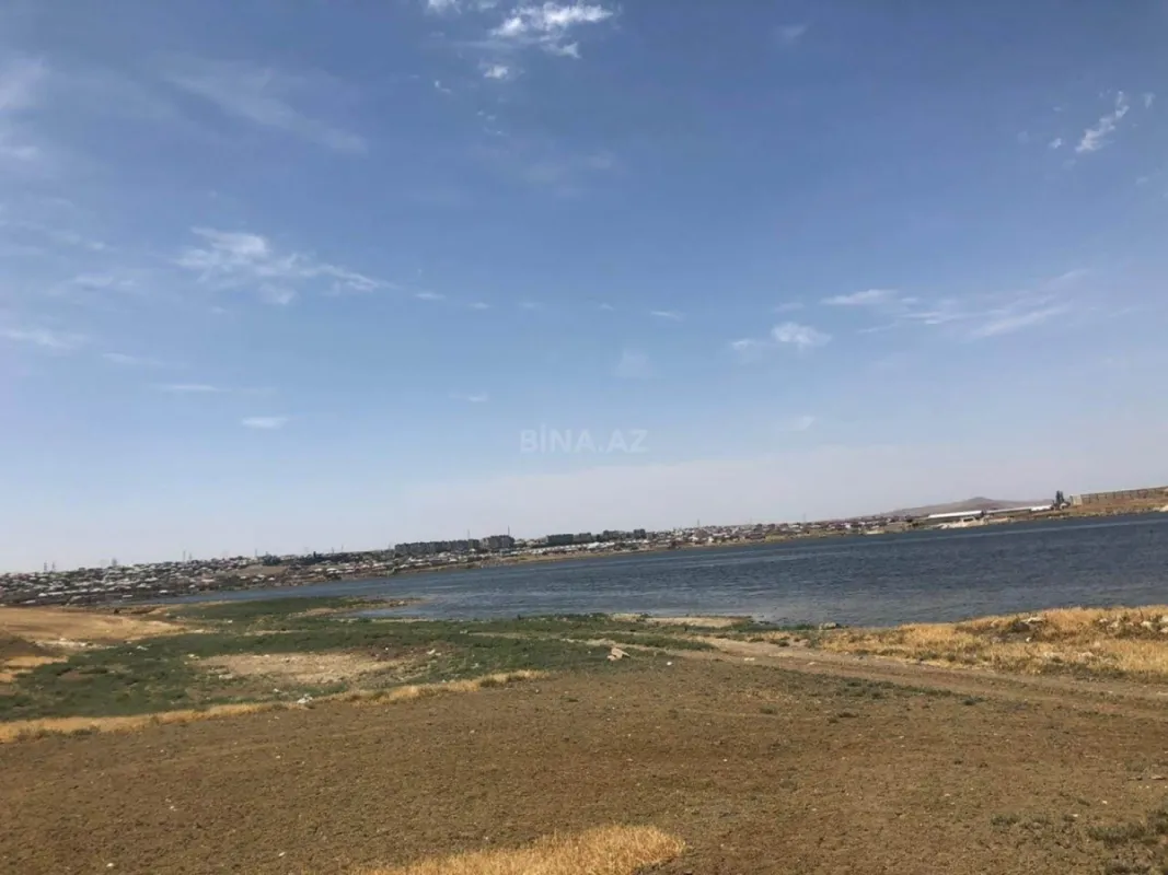 Satılır torpaq sahəsi 200 m²