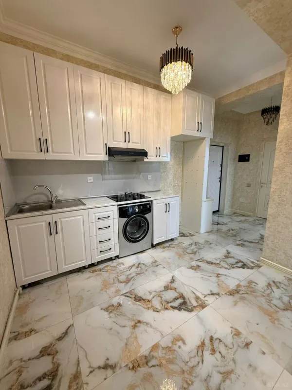 Kirayə verilir 2 otaqlı mənzil 75 m²