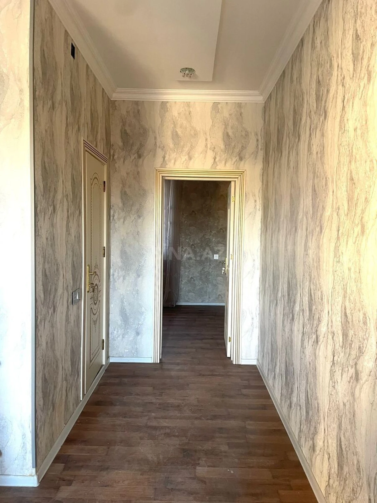 Satılır 4 otaqlı həyət evi 190 m²