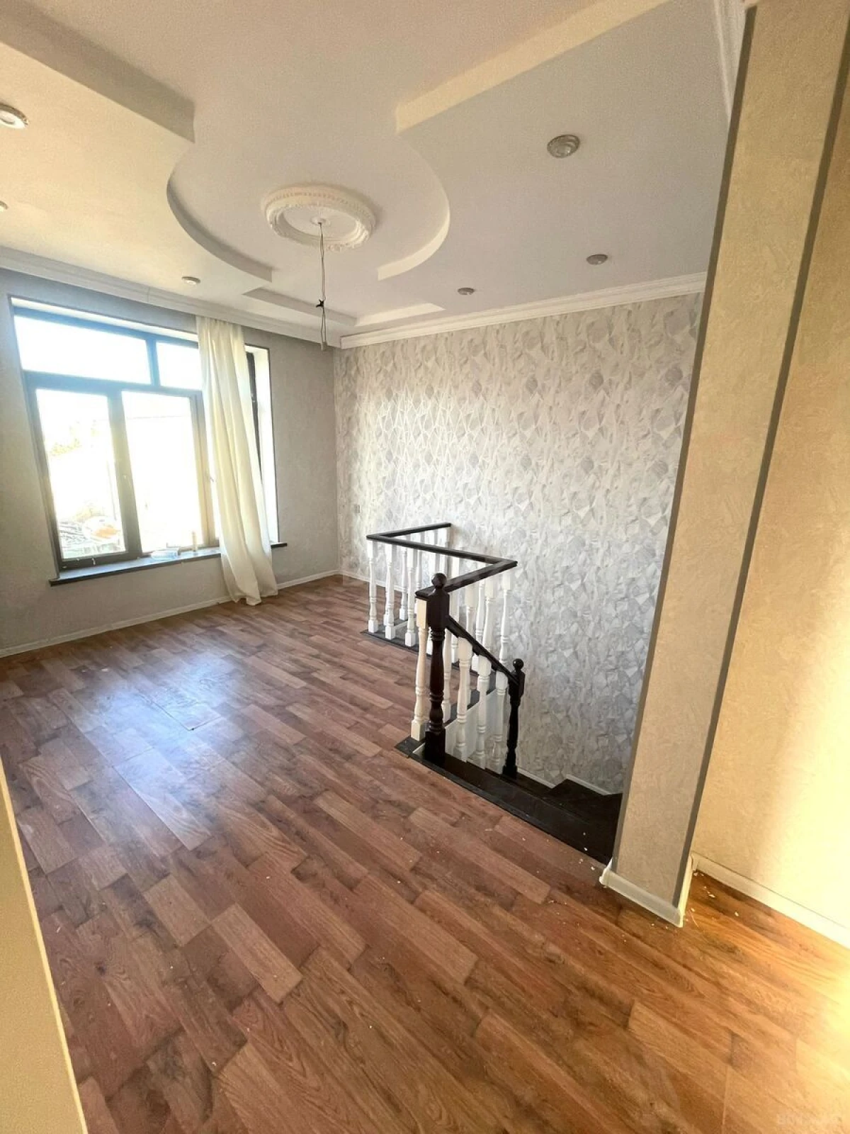 Satılır 4 otaqlı həyət evi 190 m²
