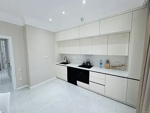 Kirayə verilir 2 otaqlı mənzil 108 m²