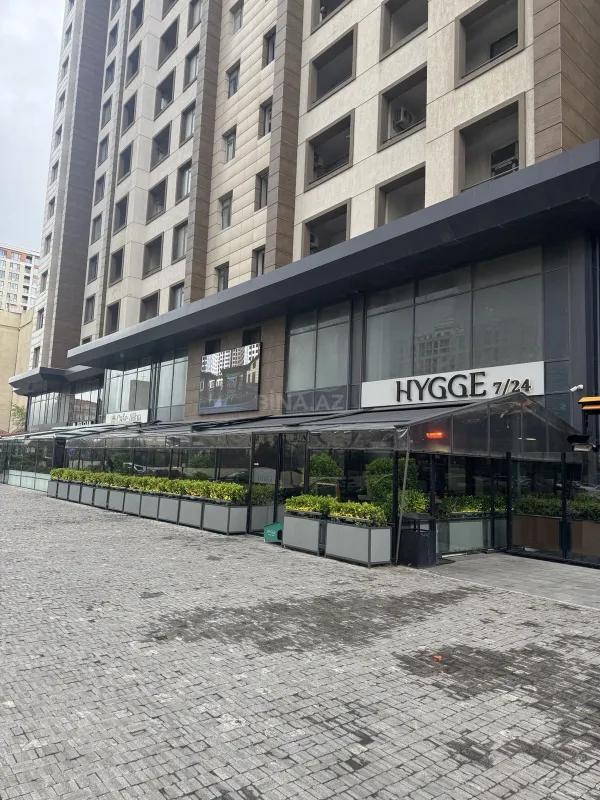 Kirayə verilir 2 otaqlı mənzil 108 m²