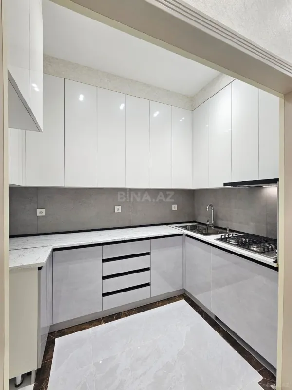 Satılır 2 otaqlı mənzil 63 m²