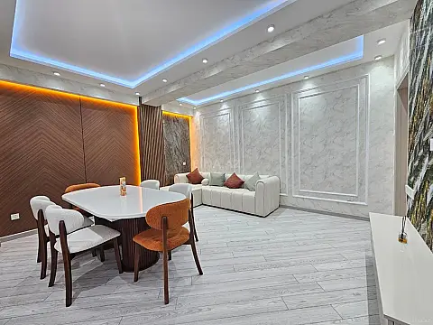 Satılır 2 otaqlı mənzil 63 m²