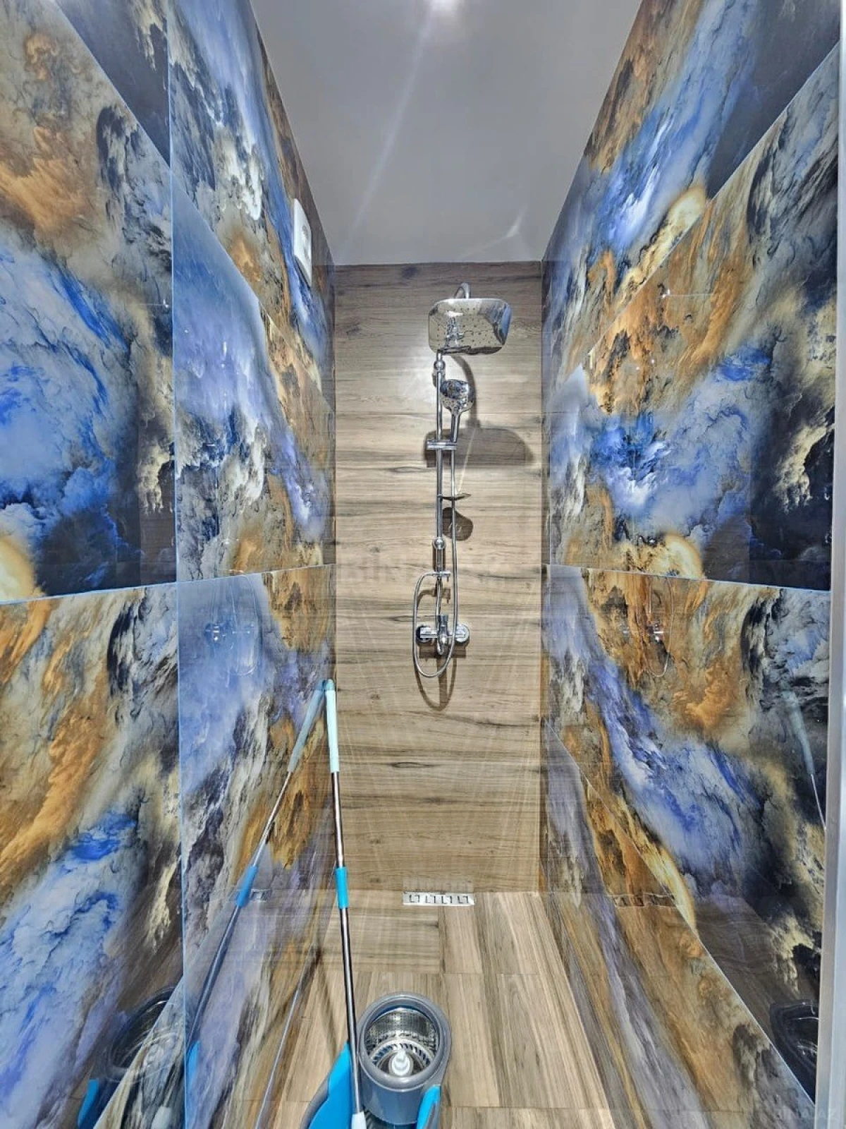 Satılır 2 otaqlı mənzil 63 m²