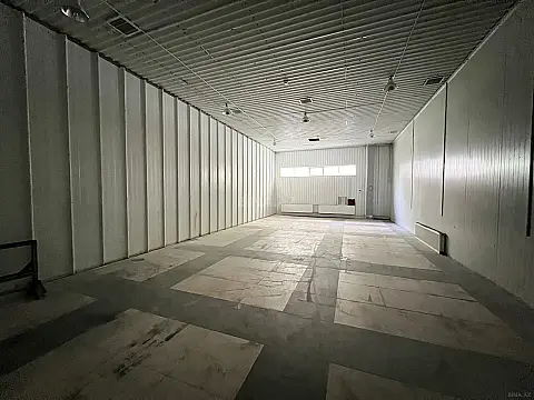 Kirayə verilir obyekt 2000 m²