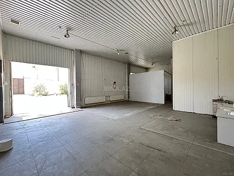 Kirayə verilir obyekt 2000 m²