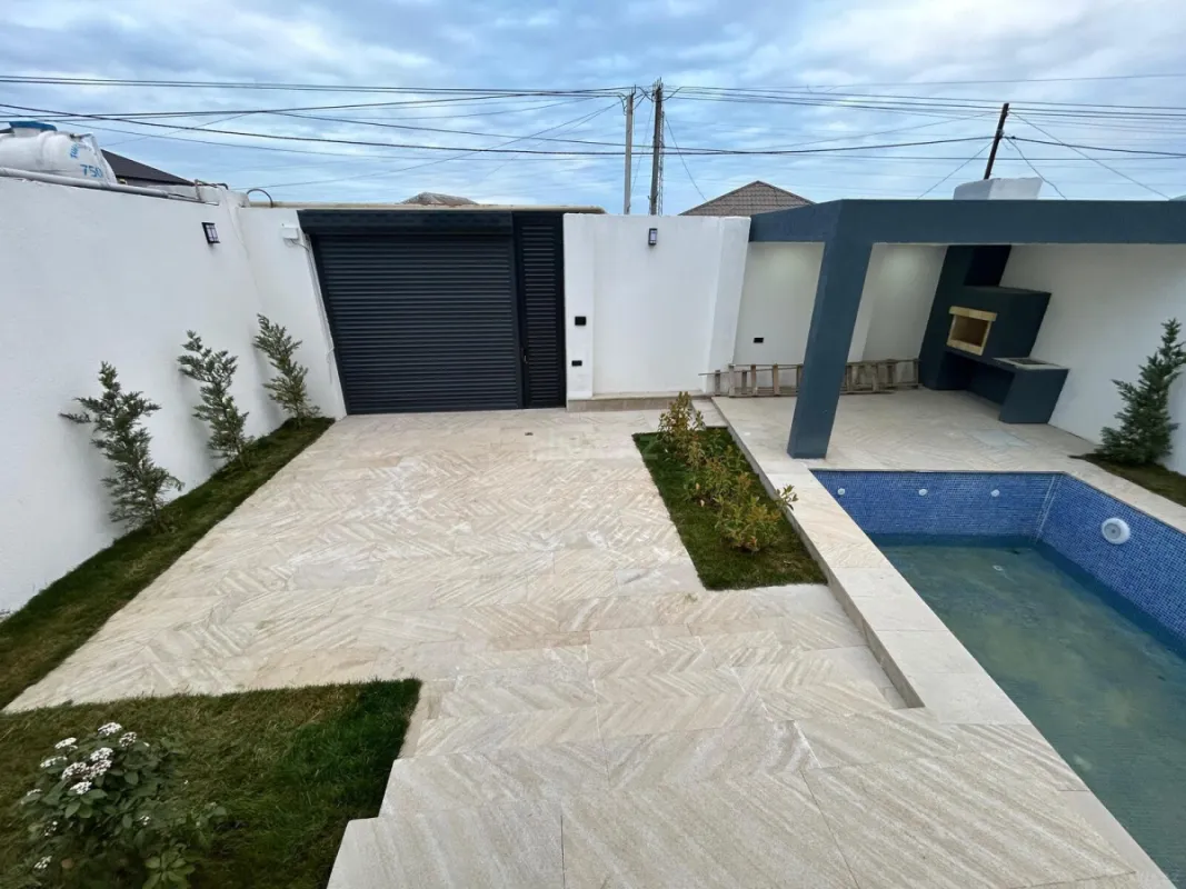 Satılır 4 otaqlı həyət evi 125 m²