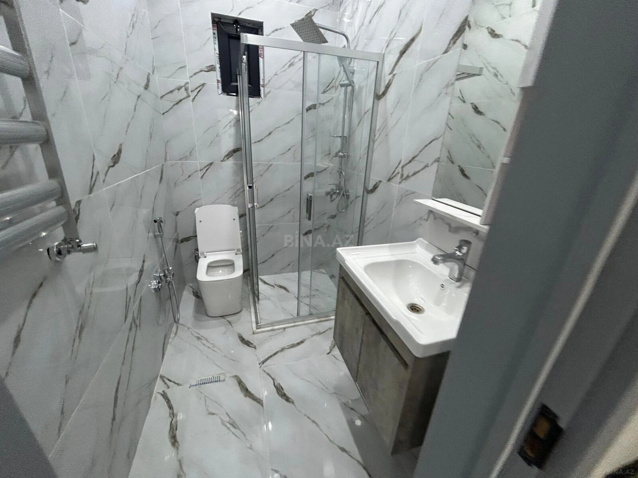 Satılır 4 otaqlı həyət evi 125 m²