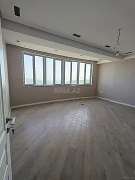 Satılır 3 otaqlı mənzil 137 m²