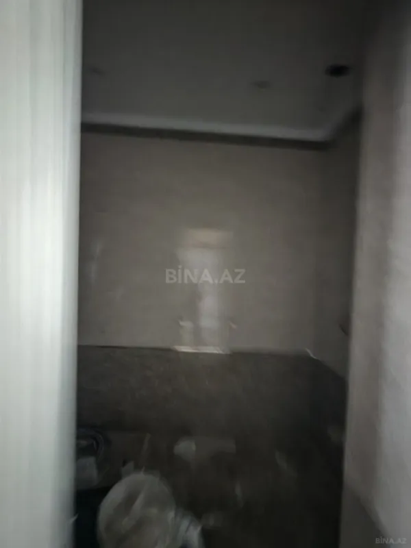 Satılır 3 otaqlı mənzil 137 m²