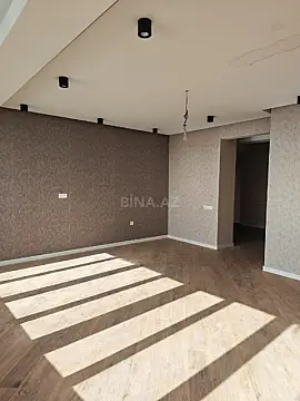 Satılır 3 otaqlı mənzil 137 m²