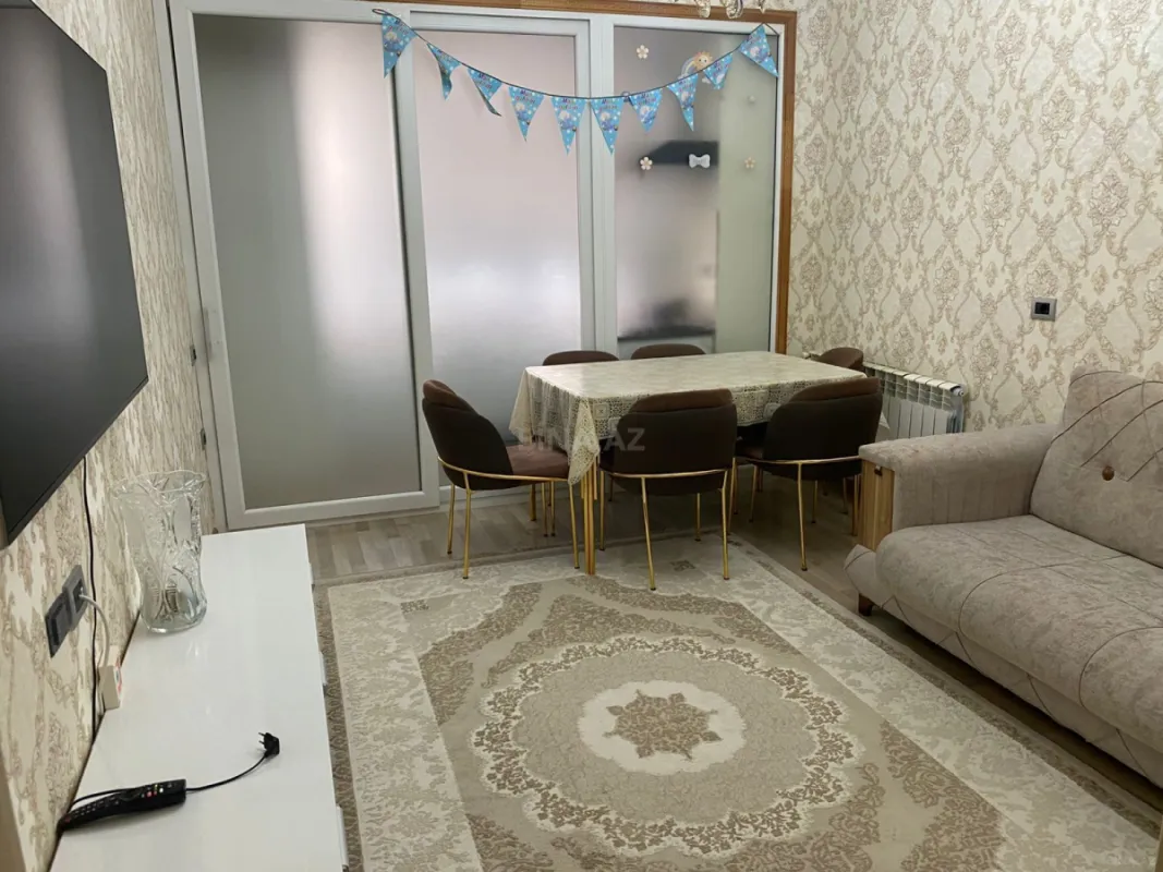 Satılır 2 otaqlı mənzil 60 m²