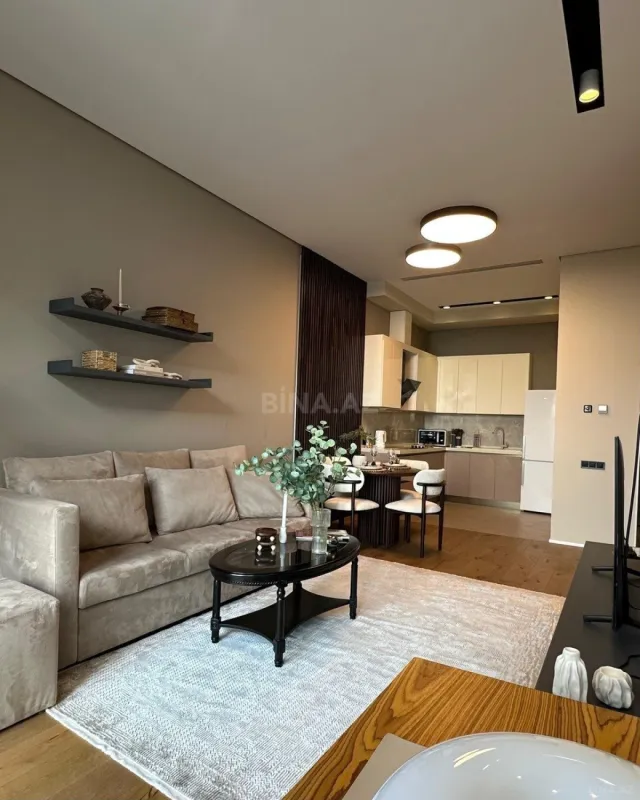 Kirayə verilir 2 otaqlı mənzil 72 m²