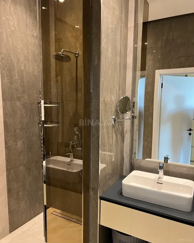 Kirayə verilir 2 otaqlı mənzil 72 m²