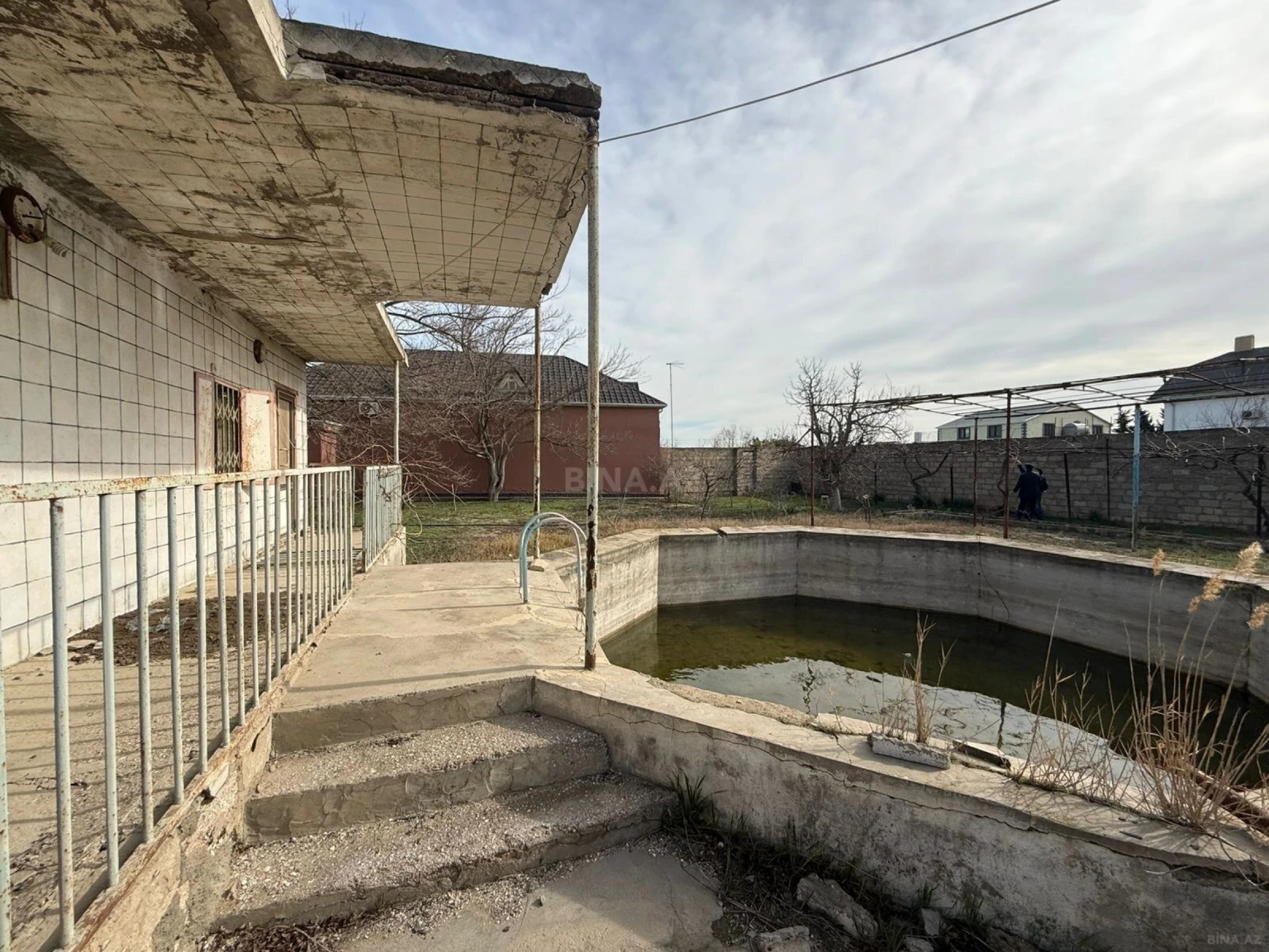 Satılır torpaq sahəsi 12 m²