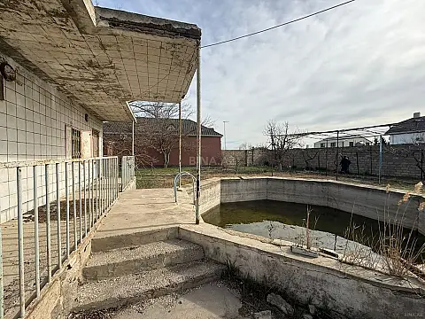 Satılır torpaq sahəsi 12 m²