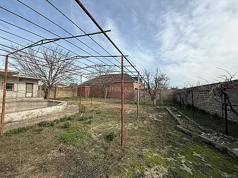 Satılır torpaq sahəsi 12 m²