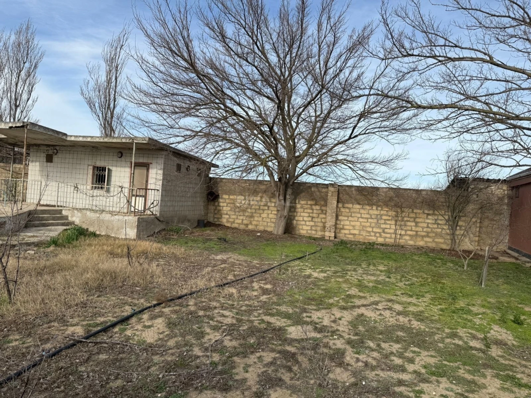 Satılır torpaq sahəsi 12 m²