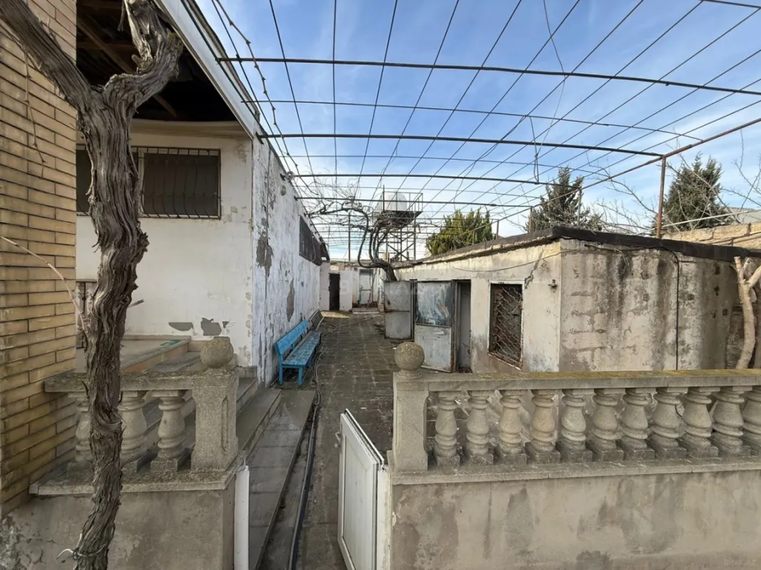 Satılır torpaq sahəsi 12 m²