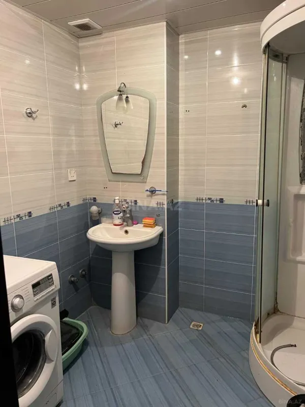 Kirayə verilir 3 otaqlı mənzil 120 m²