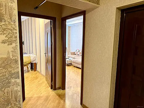 Satılır 2 otaqlı mənzil 88 m²