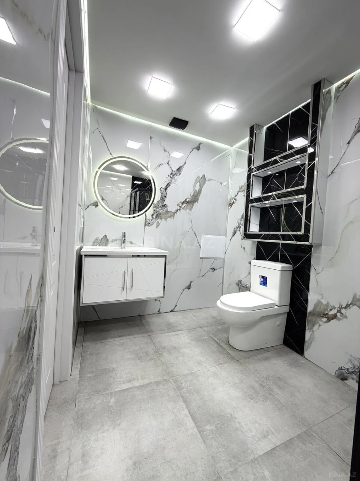 Satılır 2 otaqlı mənzil 65 m²