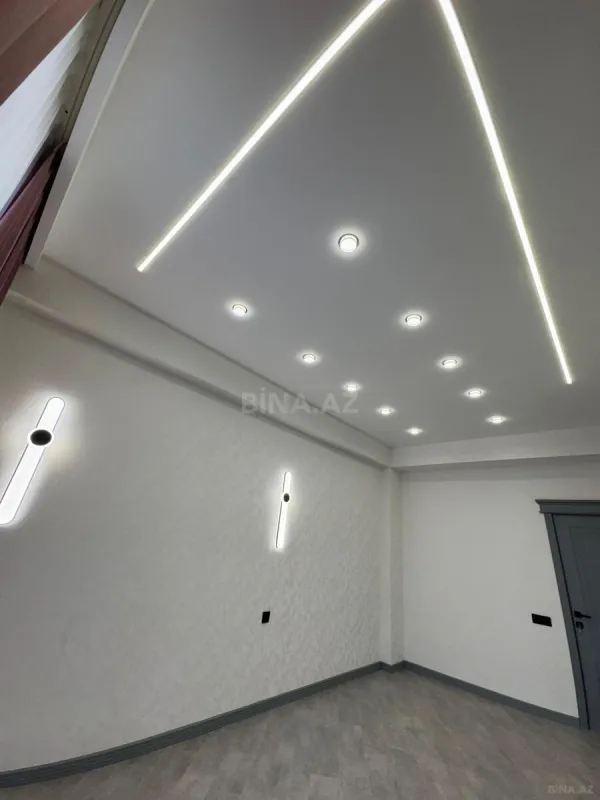 Satılır 2 otaqlı mənzil 68 m²