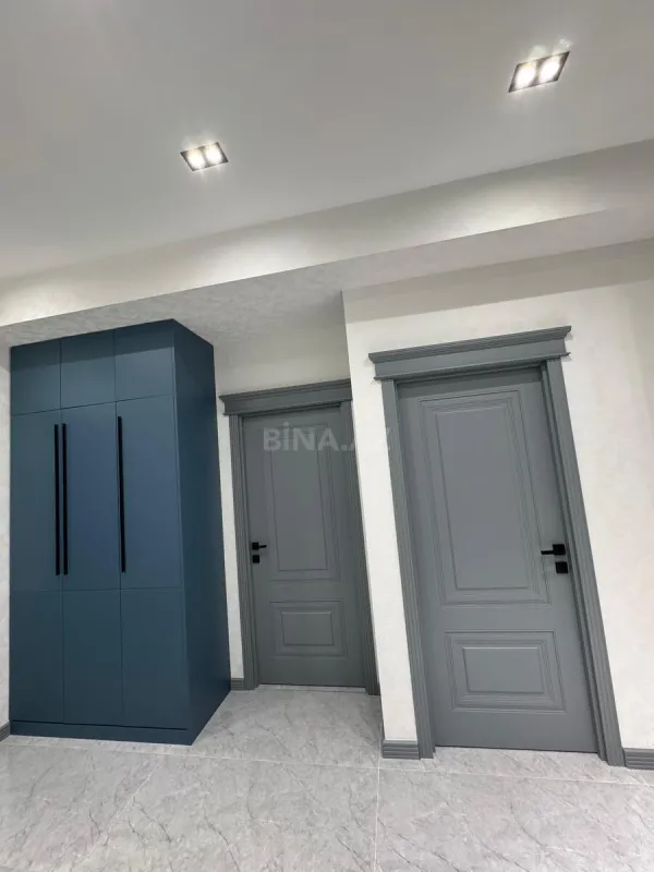 Satılır 2 otaqlı mənzil 68 m²