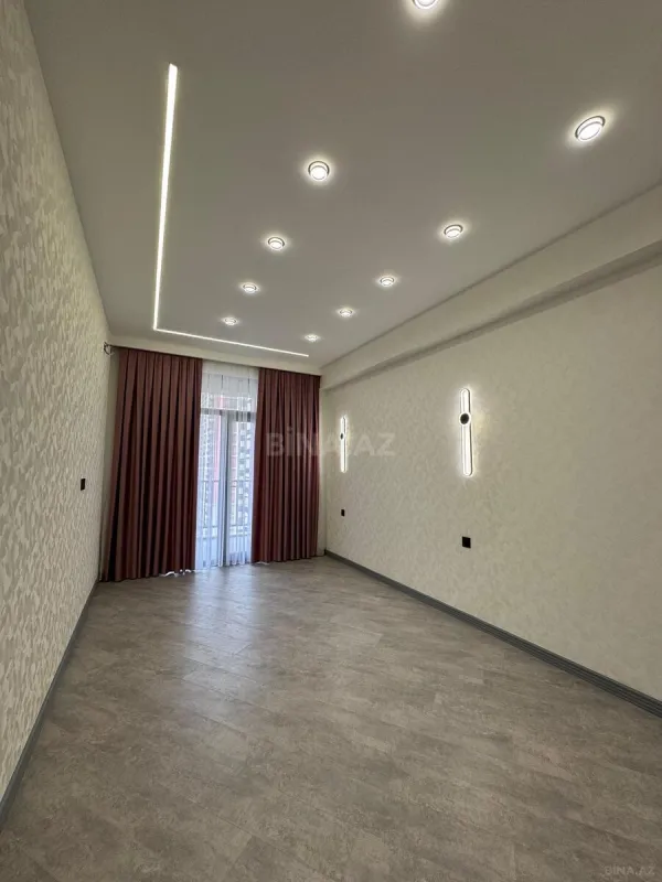 Satılır 2 otaqlı mənzil 68 m²
