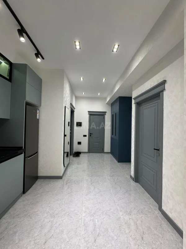 Satılır 2 otaqlı mənzil 68 m²