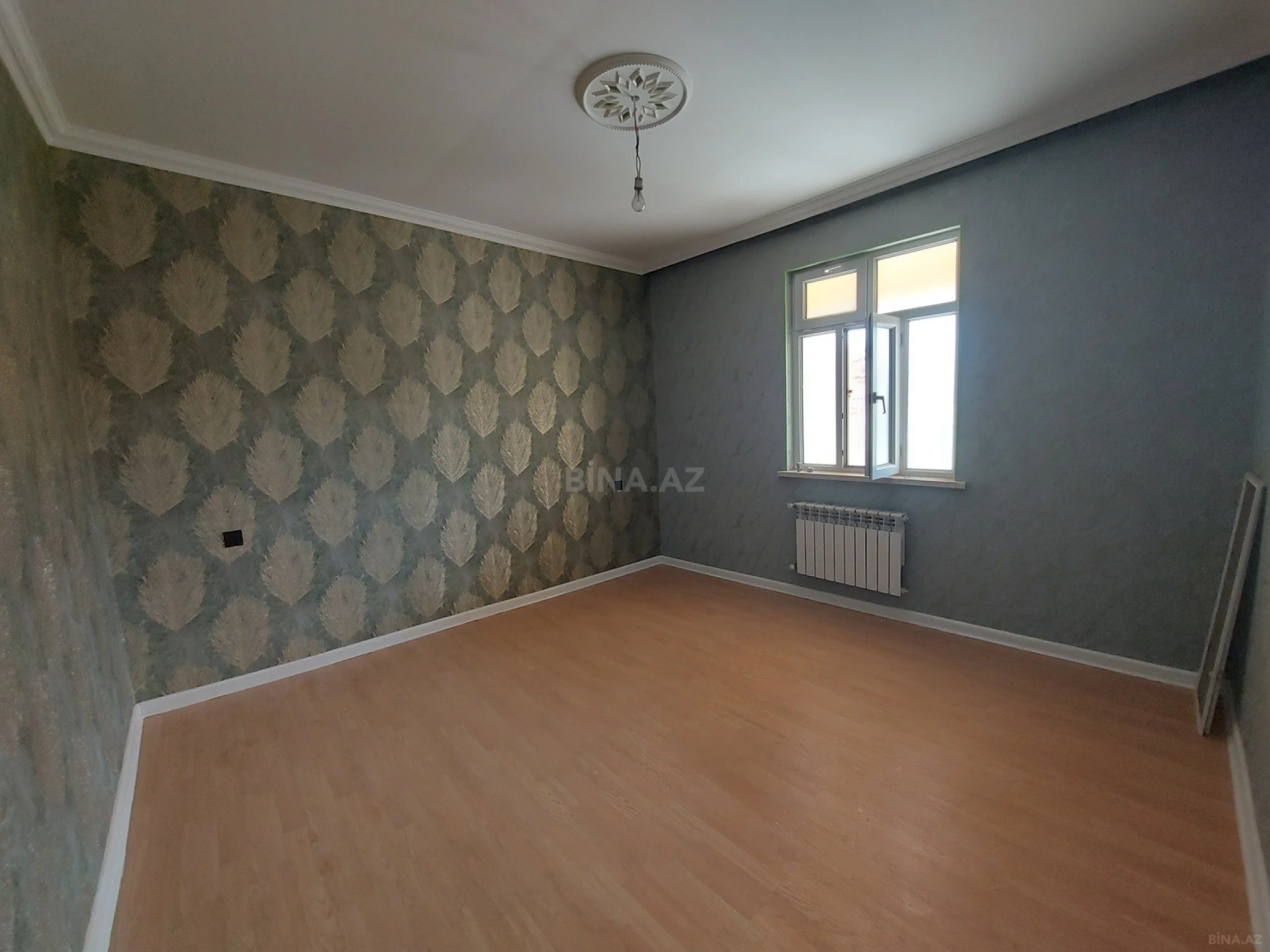 Satılır 4 otaqlı həyət evi 120 m²