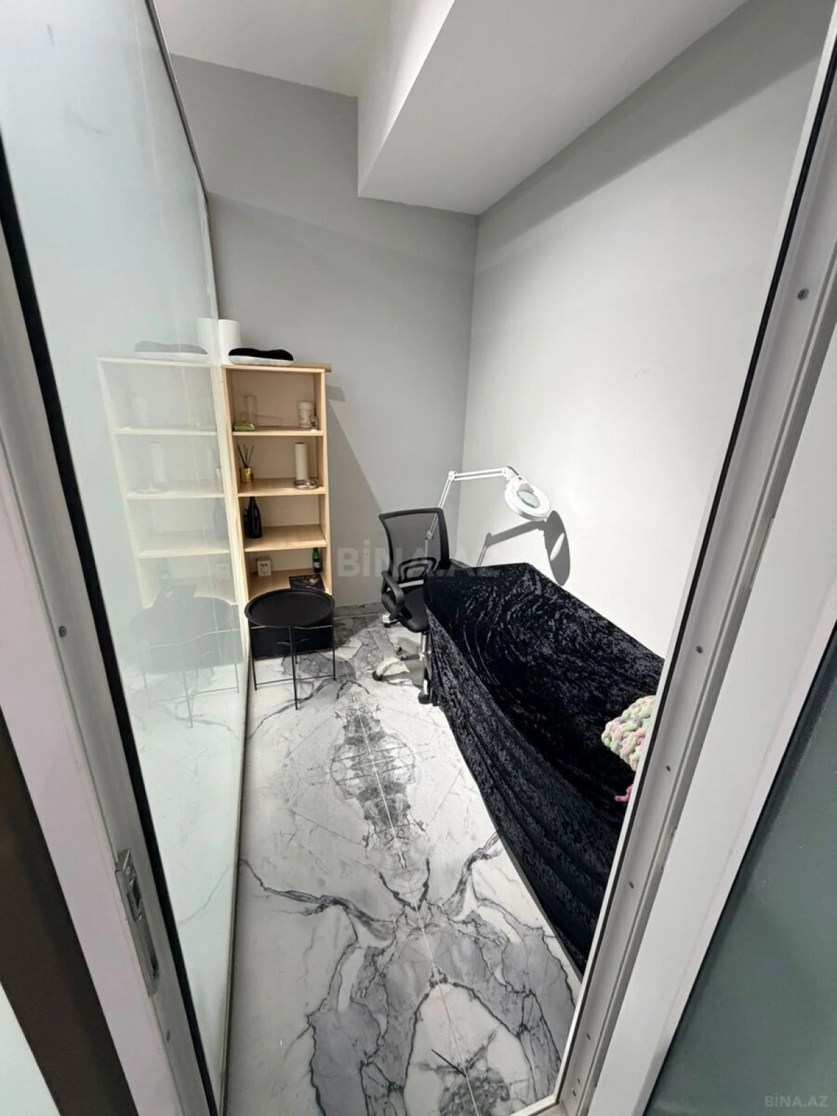 Kirayə verilir 3 otaqlı ofis 110 m²