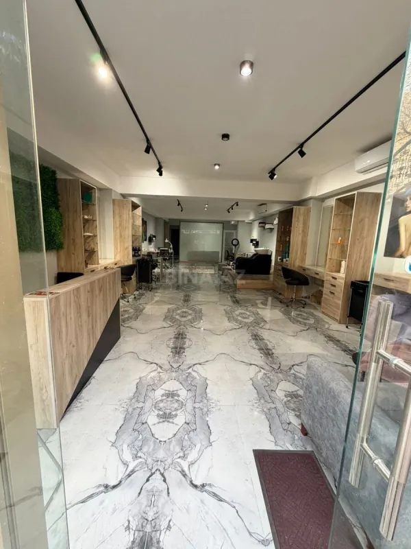 Kirayə verilir 3 otaqlı ofis 110 m²