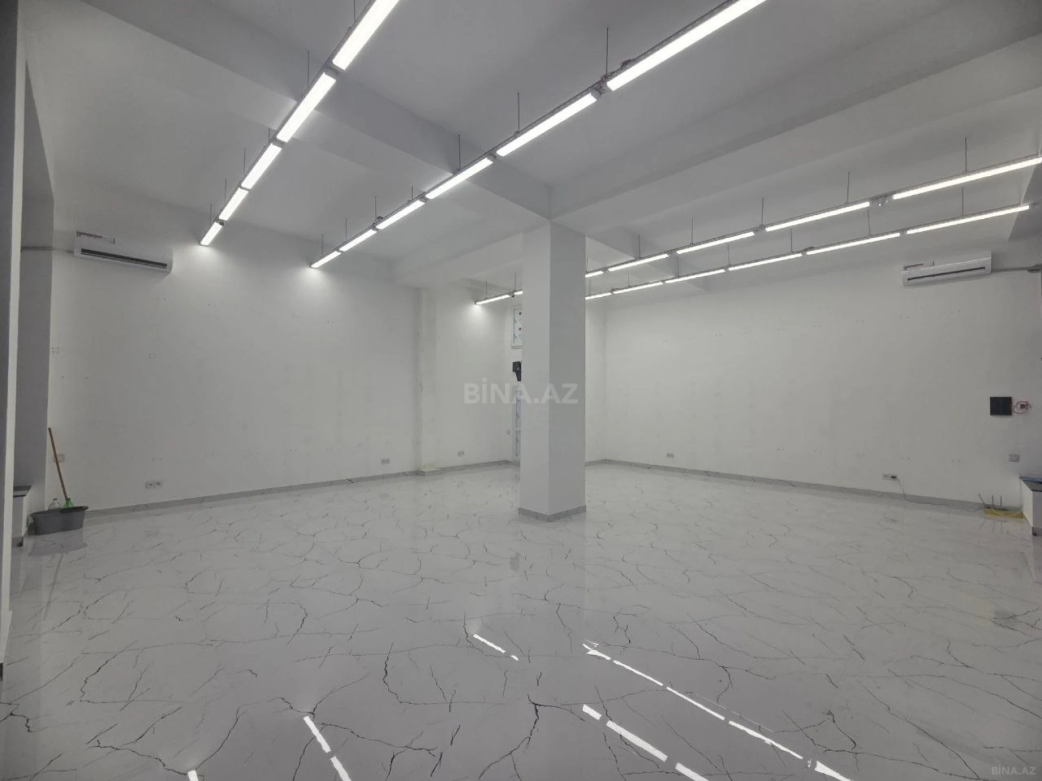 Kirayə verilir 1 otaqlı mənzil 98 m²