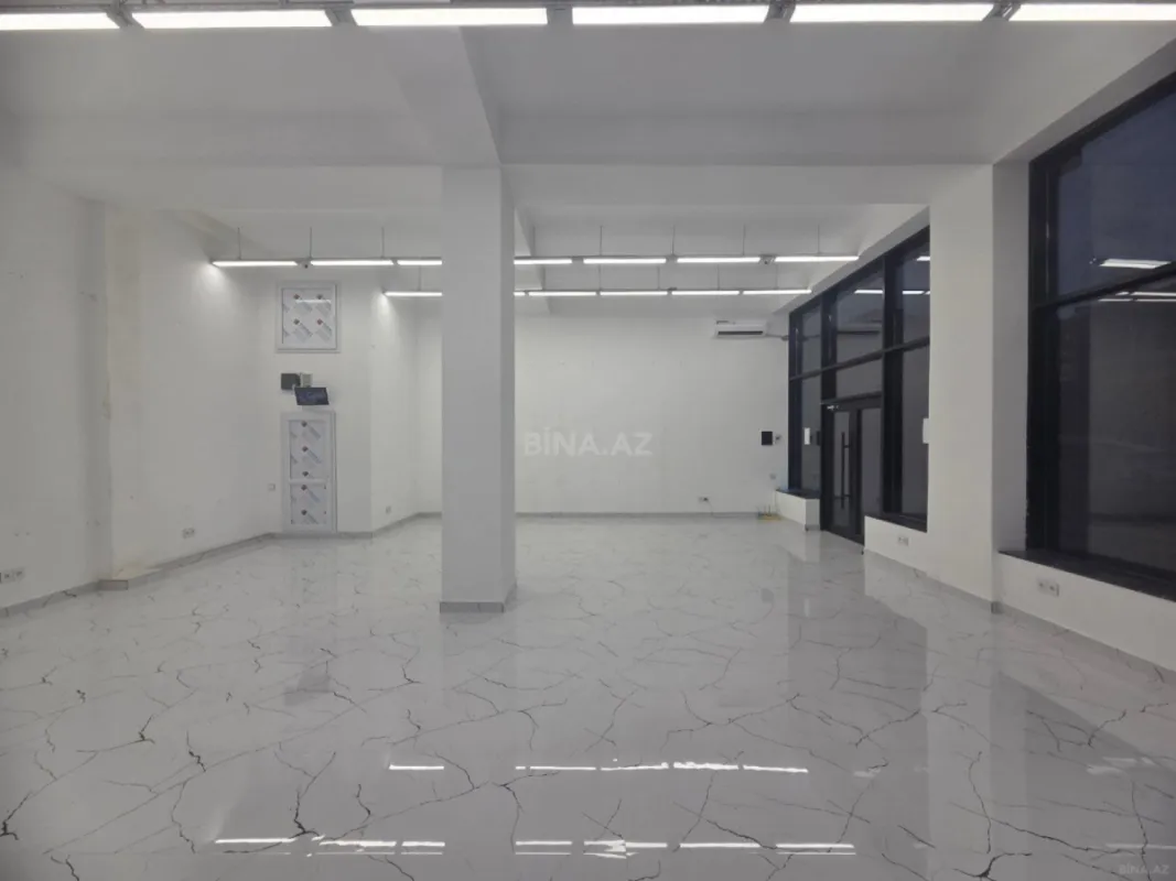 Kirayə verilir 1 otaqlı mənzil 98 m²